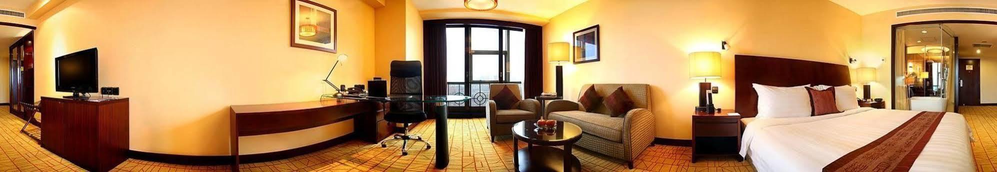 Yun-Zen Jinling World Trade Plaza Hotel Shijiazhuang Buitenkant foto